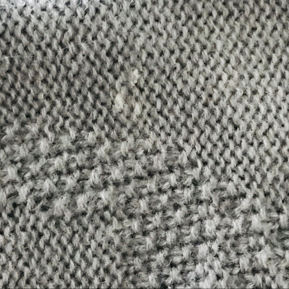 Timberland Knit Logo Beanie - Picture 5 of 11